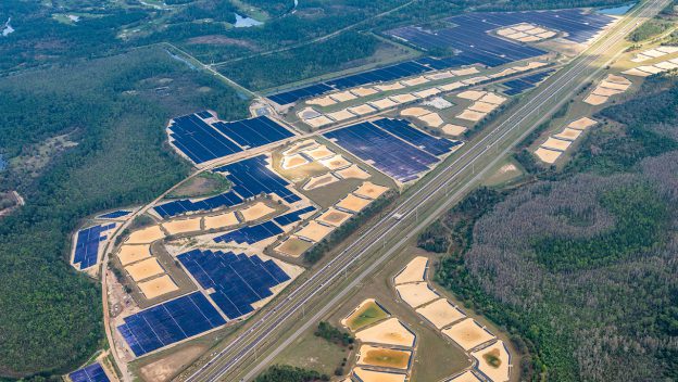 270-ACRE, 52-MW EARTH DAY&nbsp;CELEBRATION